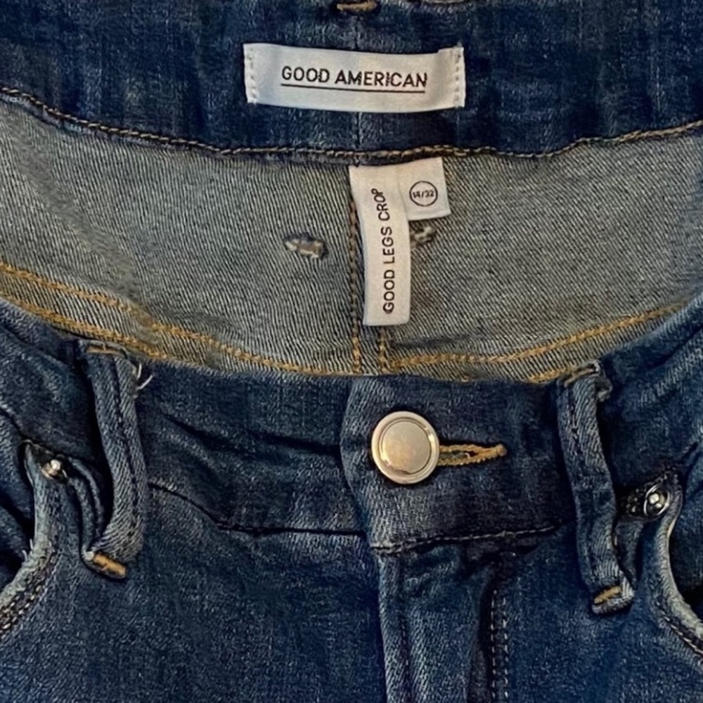 Good American size 14, blue “good legs cropped “ high waist with stretch - Picture 15 of 15